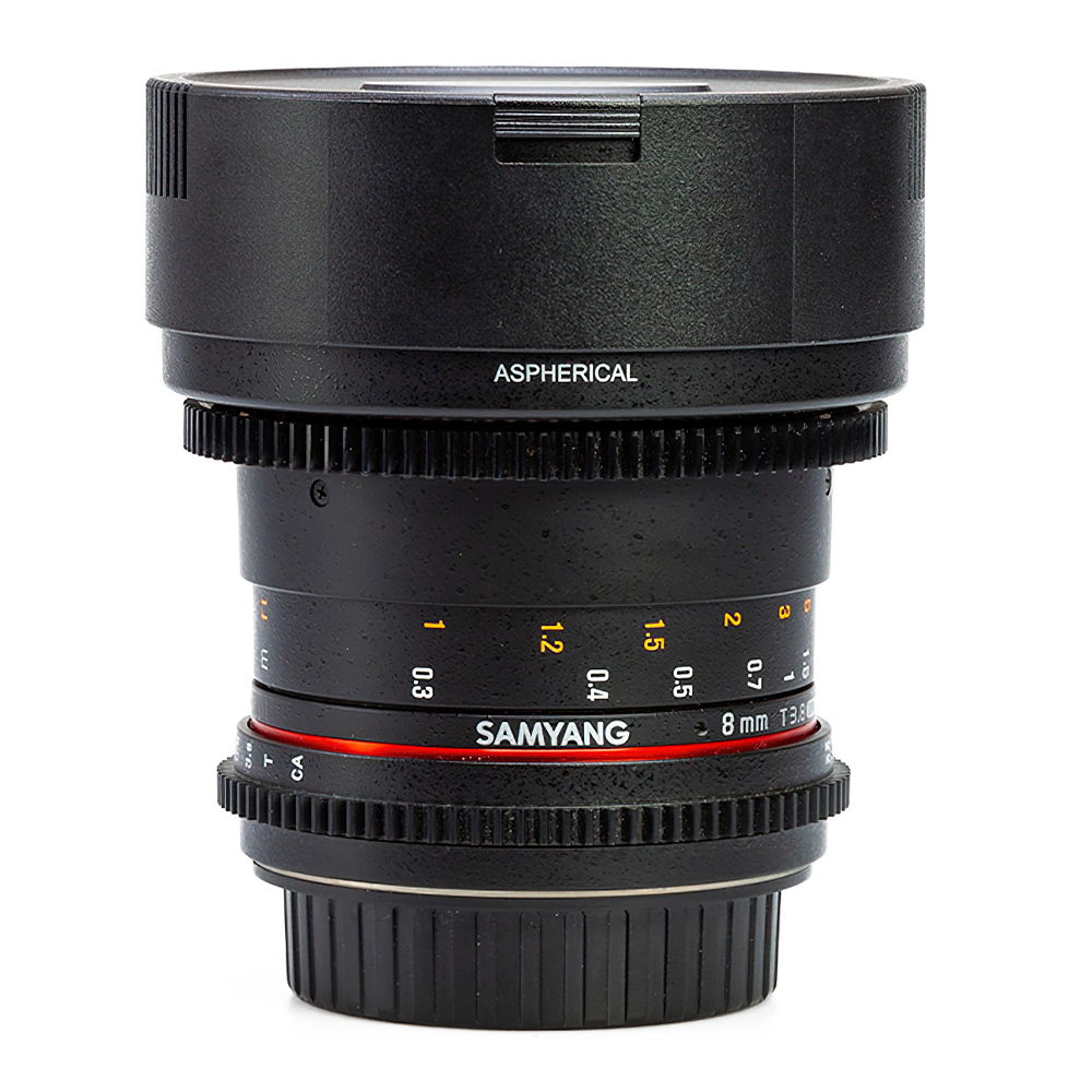Samyang 8mm f/3.5 UMC fisheye CSII Canon EF-S